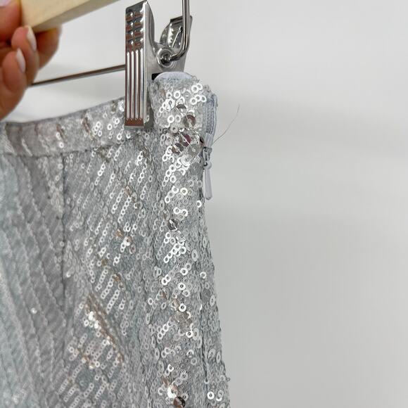 SAYLOR | Persephone Top & Mini Skirt Set in Platinum Silver Sequin Disco S - Picture 15 of 16
